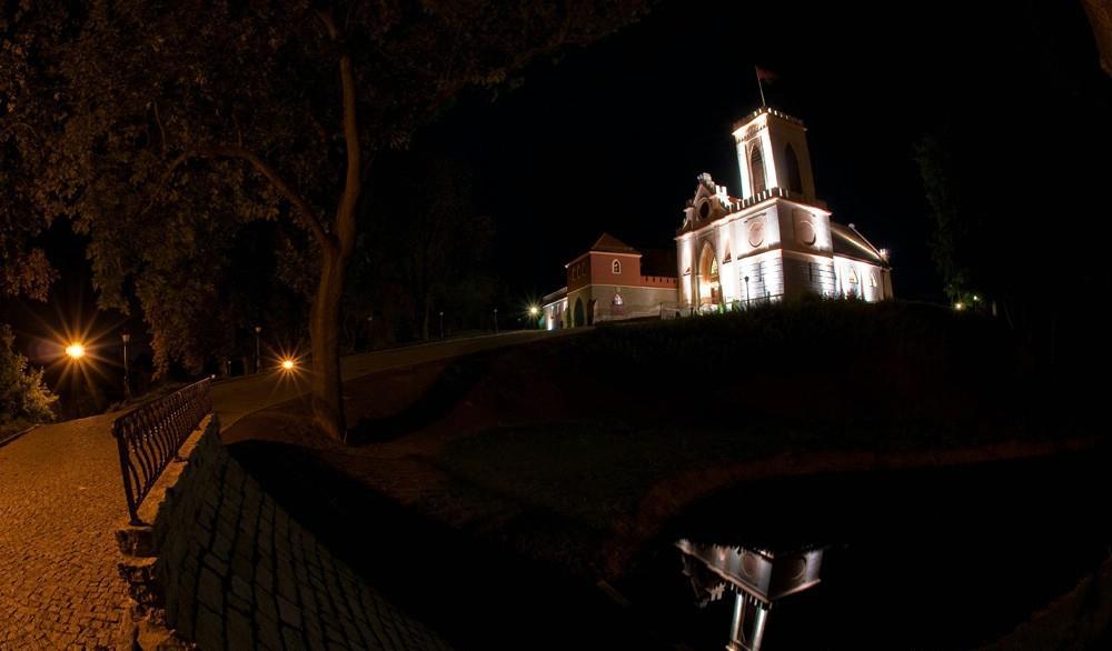 Zamek Gostynin Exterior foto