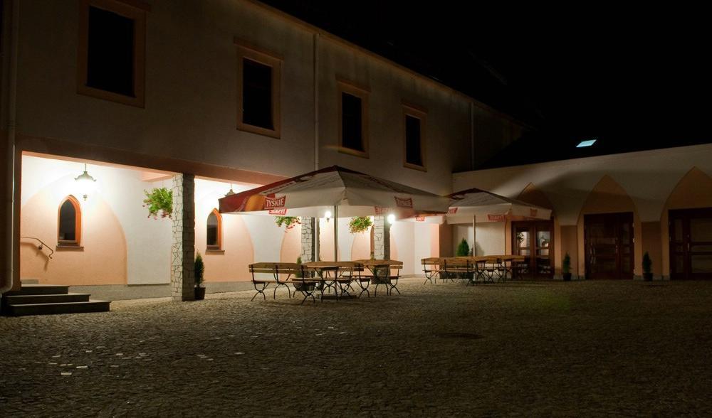 Zamek Gostynin Exterior foto